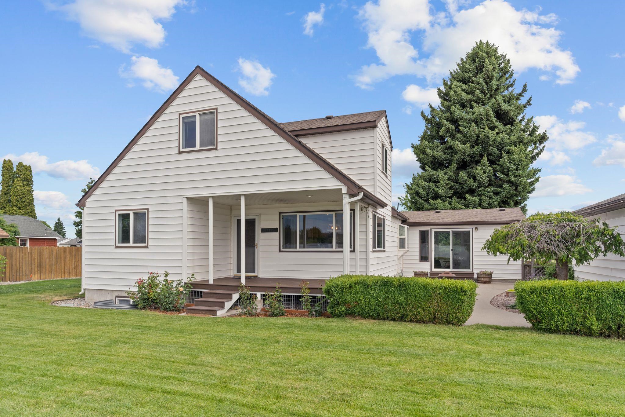 Greenacres, Washington, 99016, United States, 5 Bedrooms Bedrooms, ,2 BathroomsBathrooms,Residential,For Sale,1846797