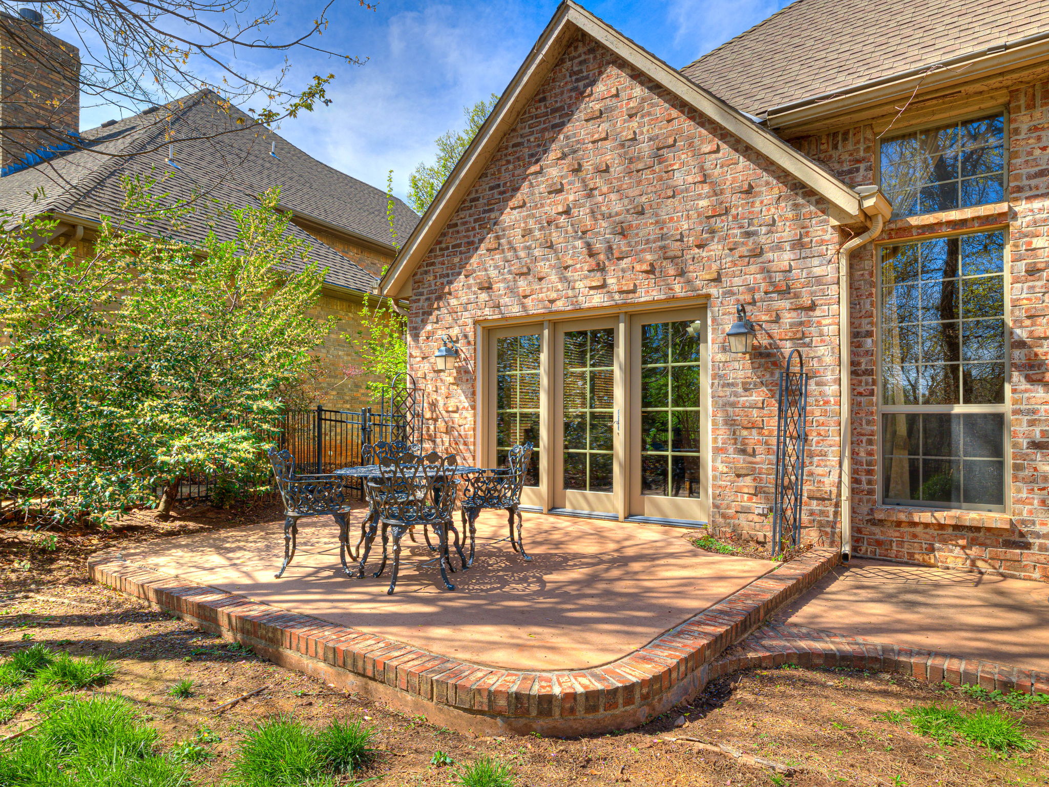 Edmond, Oklahoma, 73003, United States, 3 Bedrooms Bedrooms, ,3 BathroomsBathrooms,Residential,For Sale,1907652