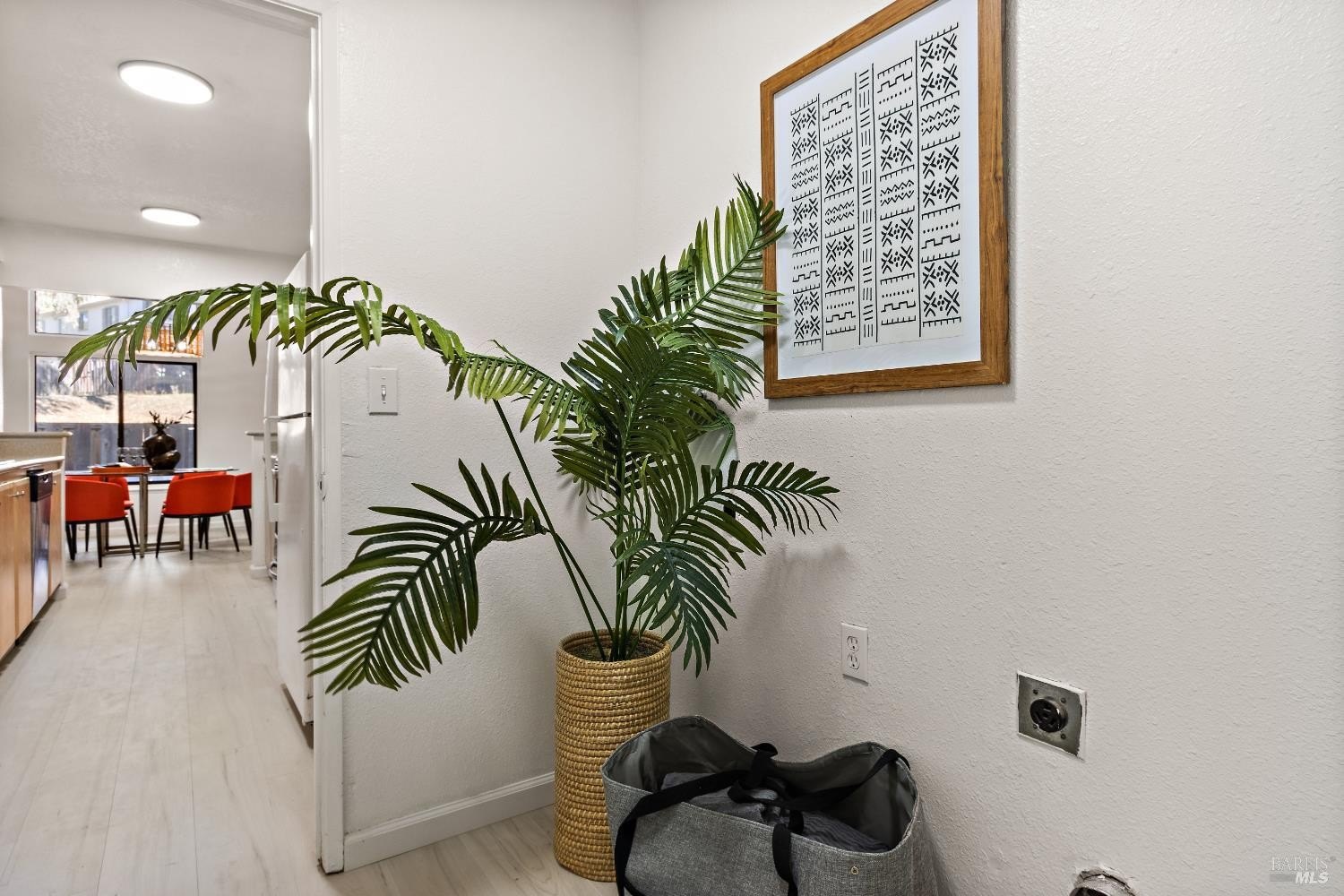 Hercules, California, 94547, United States, 2 Bedrooms Bedrooms, ,2 BathroomsBathrooms,Residential,For Sale,1988230