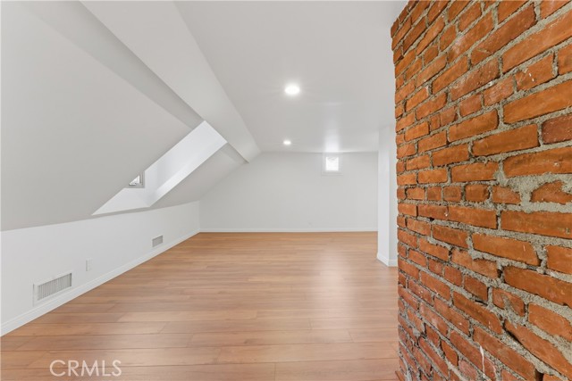Los Angeles, California, 90043, United States, 3 Bedrooms Bedrooms, ,3 BathroomsBathrooms,Residential,For Sale,2049255