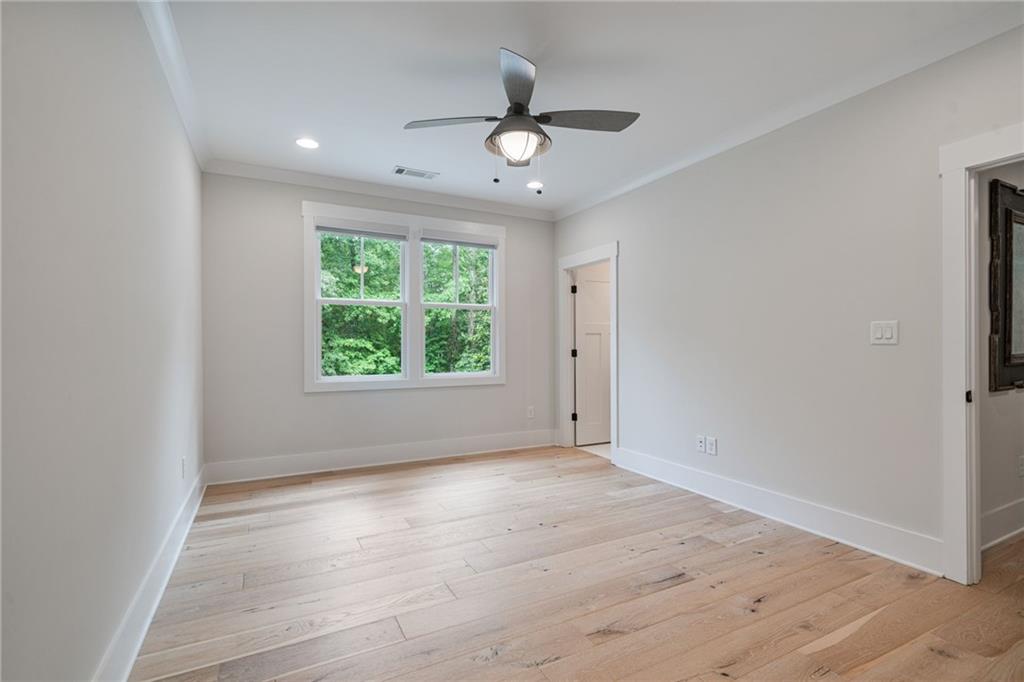 Canton, Georgia, 30115, United States, 5 Bedrooms Bedrooms, ,5 BathroomsBathrooms,Residential,For Sale,1878589