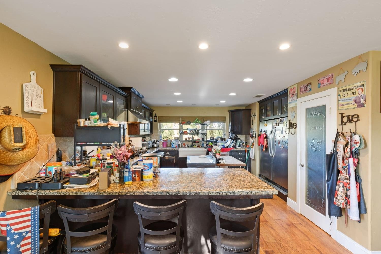 Clovis, California, 93619, United States, 4 Bedrooms Bedrooms, ,4 BathroomsBathrooms,Residential,For Sale,1924178