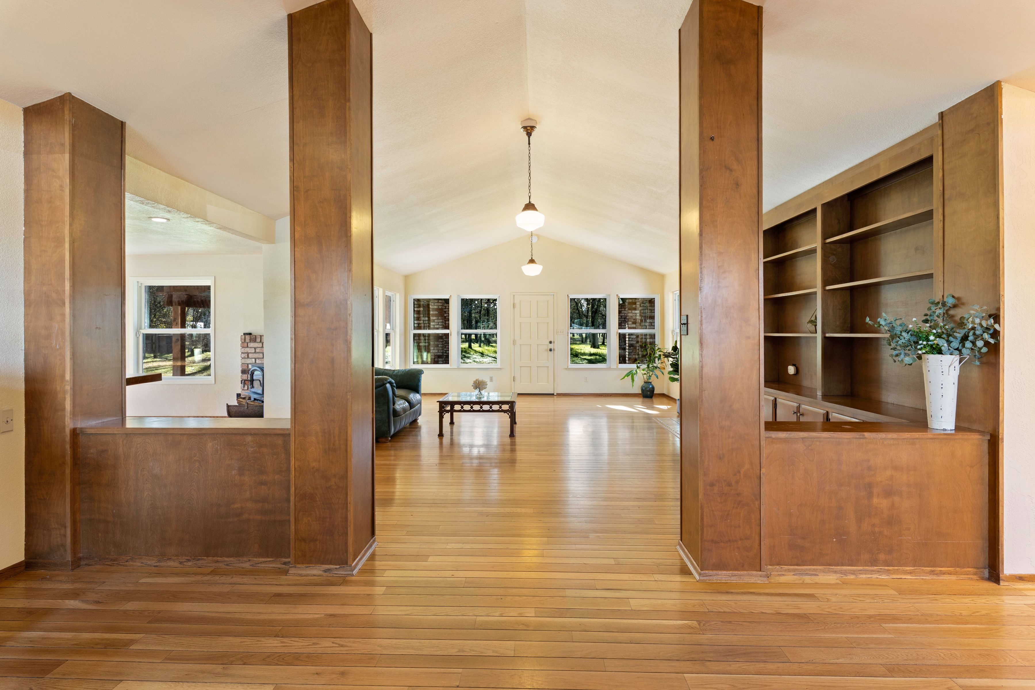  4962 Gaddy Lane - 物件實景