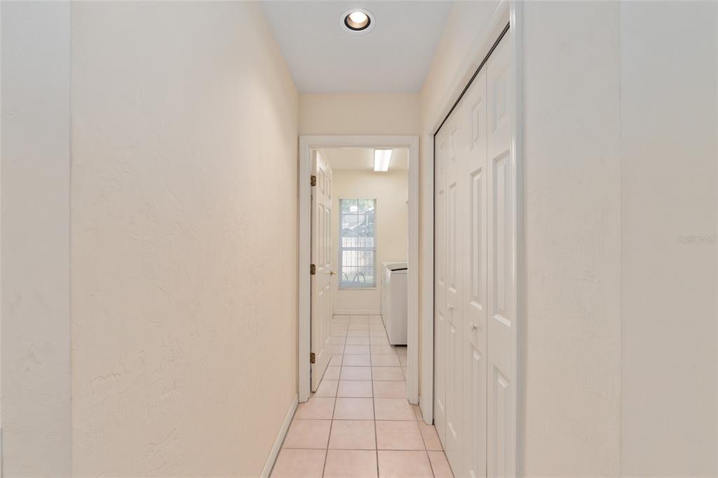 Gainesville, Florida, 32606, United States, 4 Bedrooms Bedrooms, ,3 BathroomsBathrooms,Residential,For Sale,1989601