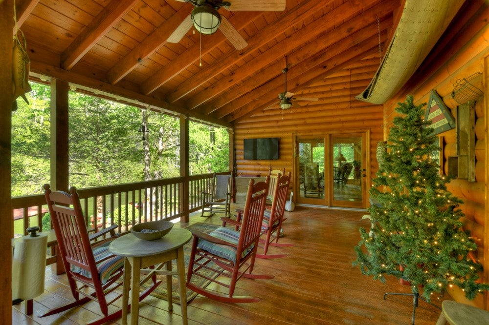 Blue Ridge, Georgia, 30513, United States, 4 Bedrooms Bedrooms, ,3 BathroomsBathrooms,Residential,For Sale,1858921