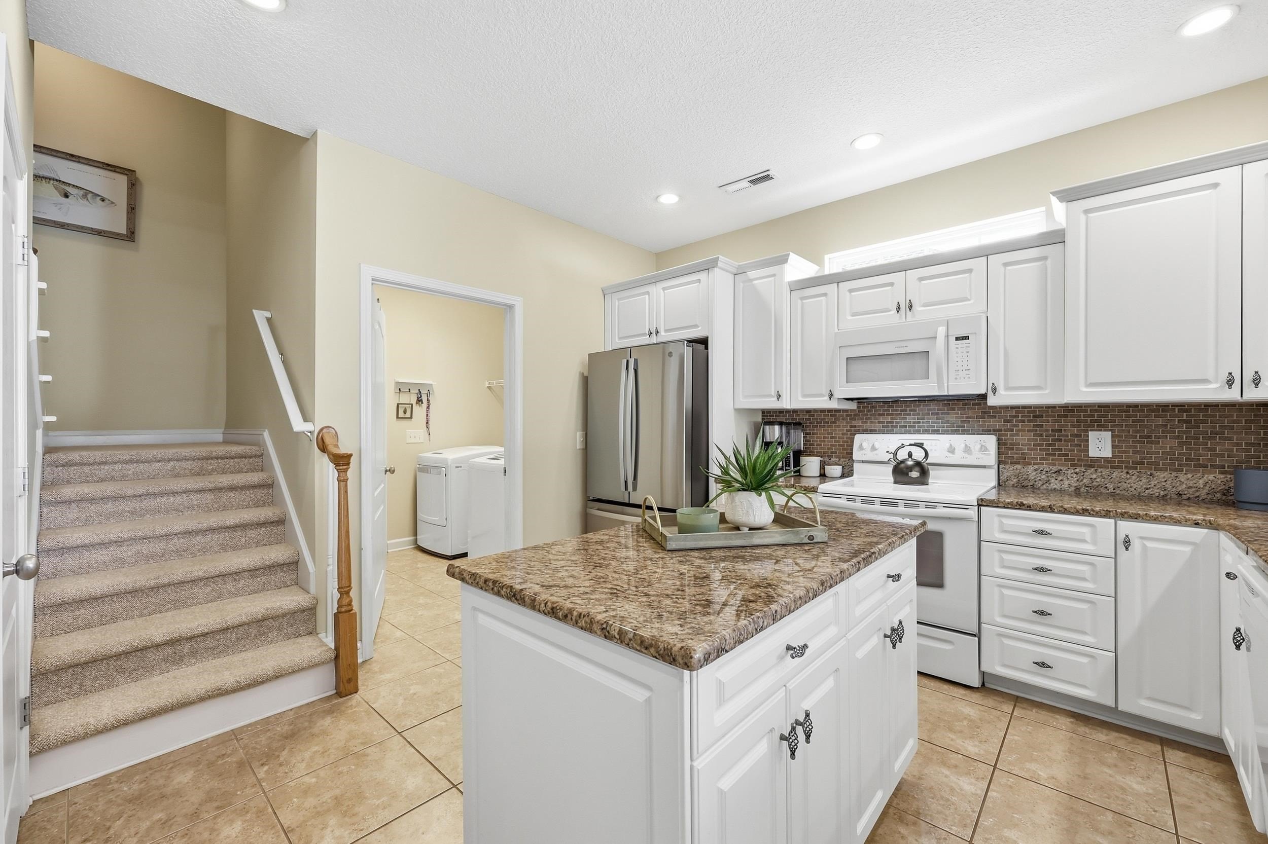Murrells Inlet, South Carolina, 29576, United States, 3 Bedrooms Bedrooms, ,2 BathroomsBathrooms,Residential,For Sale,2038858