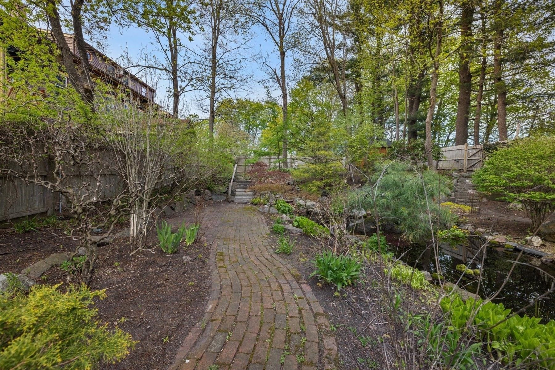  186 Elm Street, North Attleboro, MA, 02760 - 物件實景
