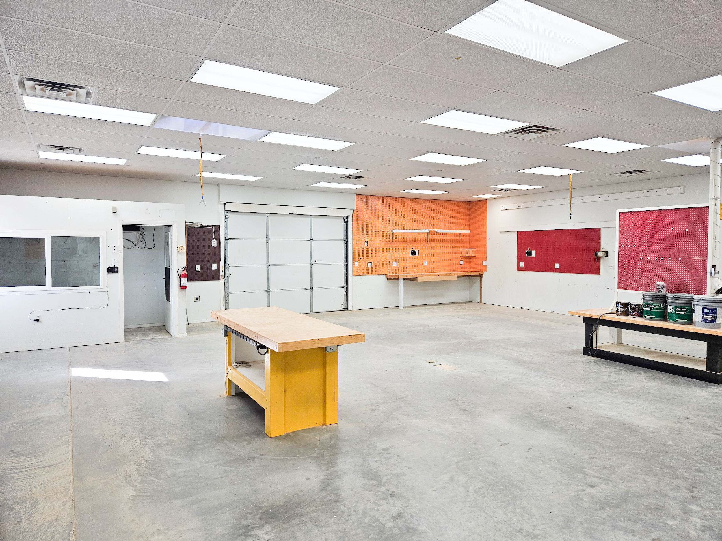 Belen, New Mexico, 87002, United States, 3 Bedrooms Bedrooms, ,3 BathroomsBathrooms,Residential,For Sale,1973805