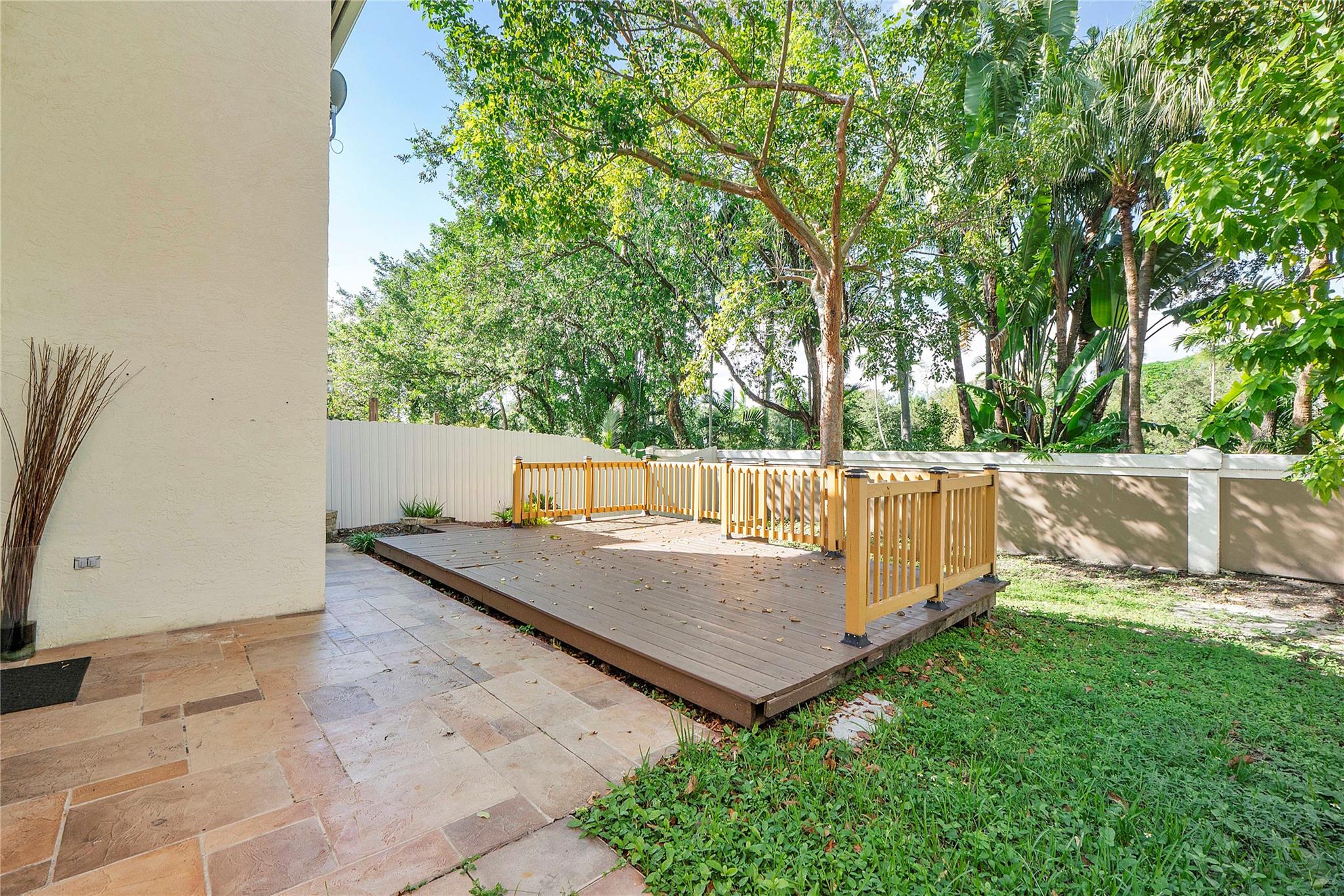 Coral Springs, Florida, 33071, United States, 3 Bedrooms Bedrooms, ,3 BathroomsBathrooms,Residential,For Sale,1977675