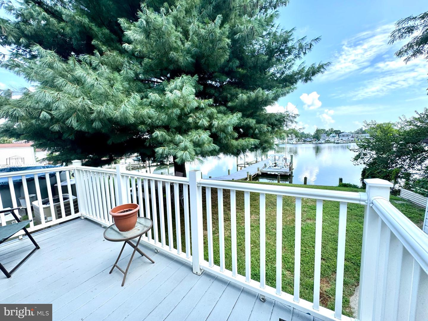 Dundalk, Maryland, 21222, United States, 3 Bedrooms Bedrooms, ,4 BathroomsBathrooms,Residential,For Sale,1906595