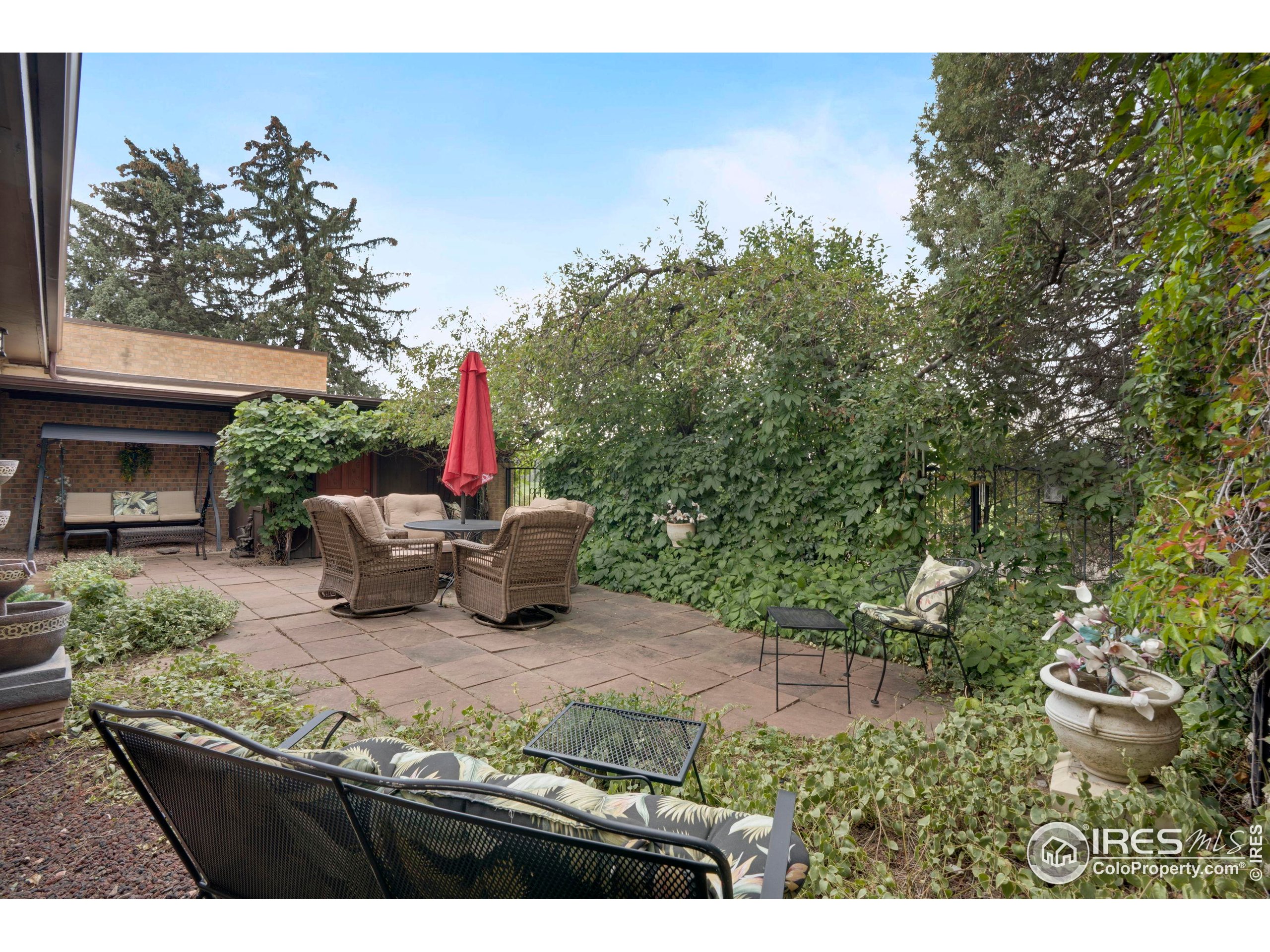 Boulder, Colorado, 80301, United States, 2 Bedrooms Bedrooms, ,2 BathroomsBathrooms,Residential,For Sale,1942273