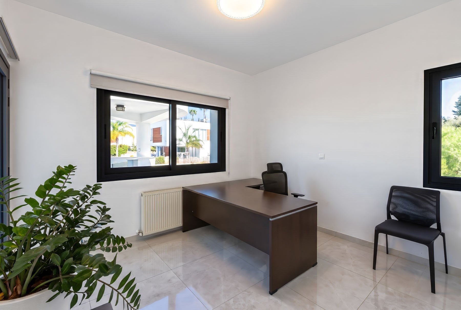  Sea View Four Bedroom Villa in Germasogeia, Limassol - 物件實景