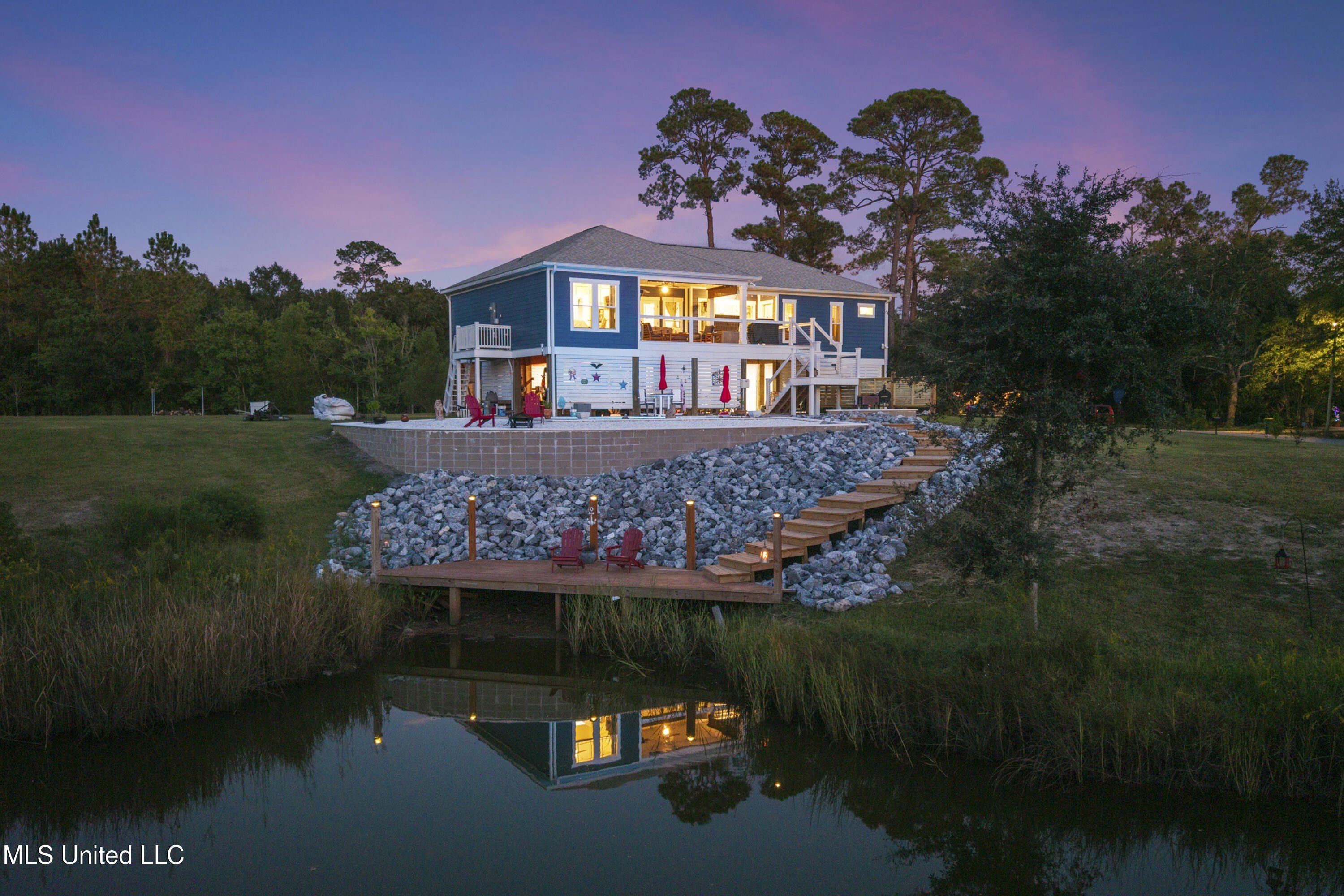 Biloxi, Mississippi, 39532, United States, 3 Bedrooms Bedrooms, ,2 BathroomsBathrooms,Residential,For Sale,1977192