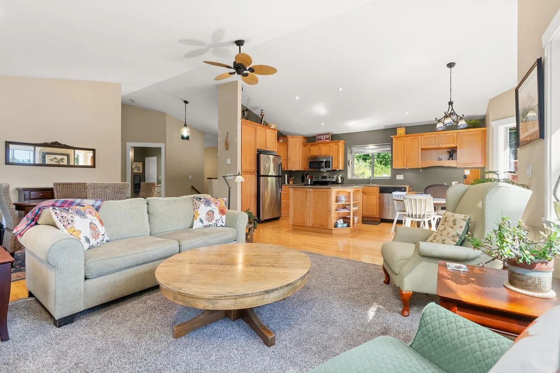  Madeira Park, Sunshine Coast - 物件實景