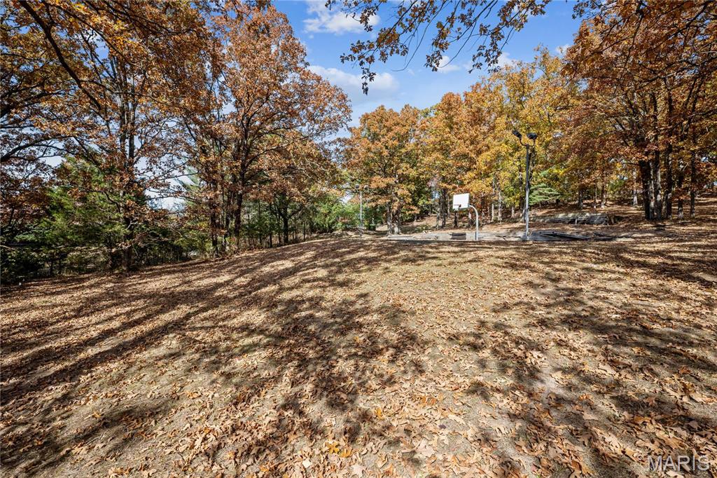 Sullivan, Missouri, 63080, United States, 5 Bedrooms Bedrooms, ,5 BathroomsBathrooms,Residential,For Sale,1906058