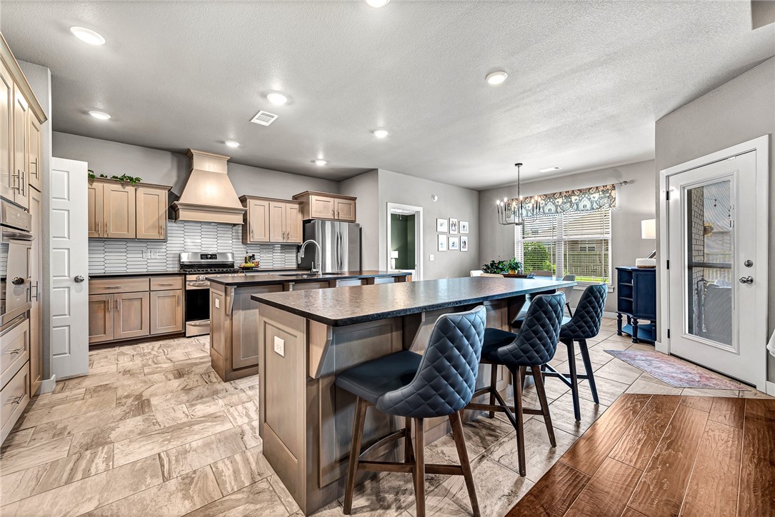 Cave Springs, Arkansas, 72718, United States, 4 Bedrooms Bedrooms, ,3 BathroomsBathrooms,Residential,For Sale,1919634