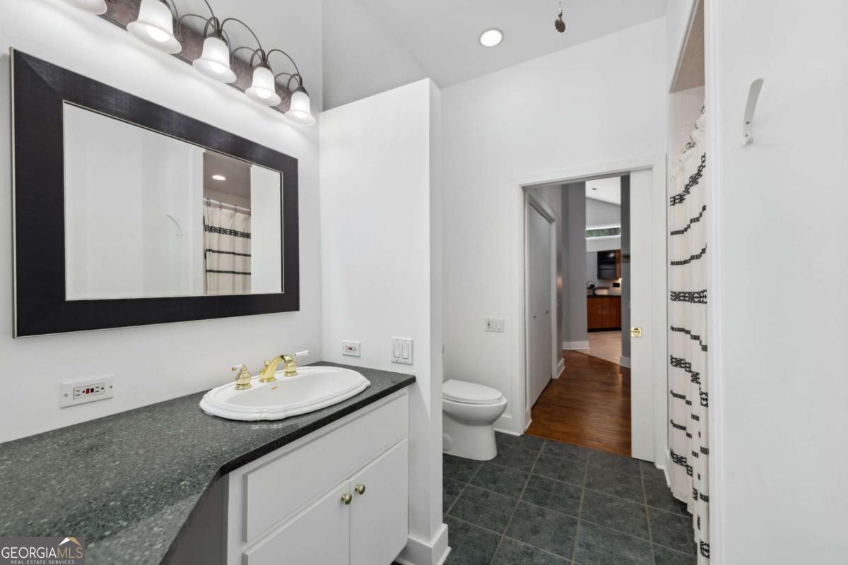 Ellijay, Georgia, 30540, United States, 5 Bedrooms Bedrooms, ,5 BathroomsBathrooms,Residential,For Sale,1868154