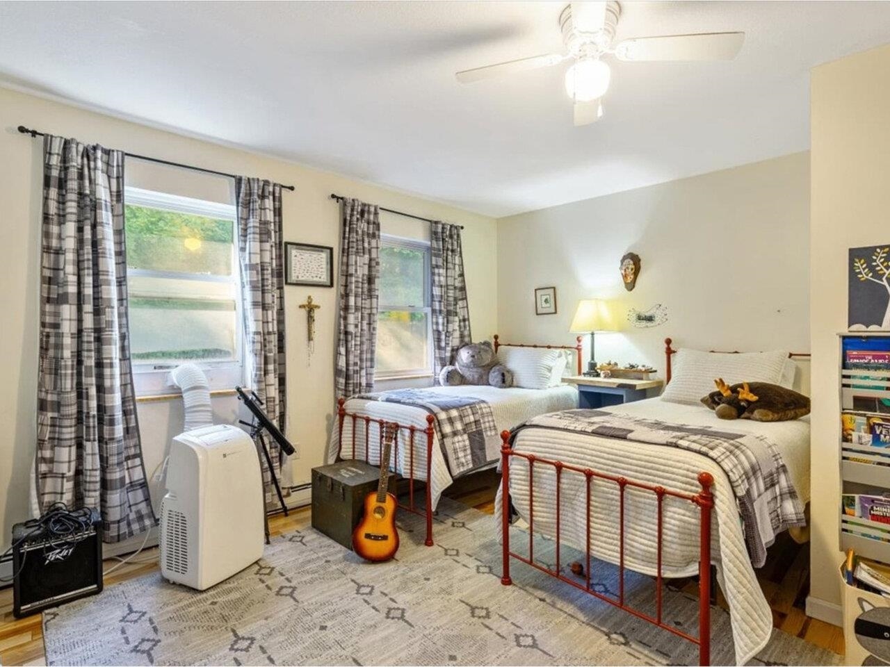 Georgia, Vermont, 05478, United States, 4 Bedrooms Bedrooms, ,2 BathroomsBathrooms,Residential,For Sale,1950830