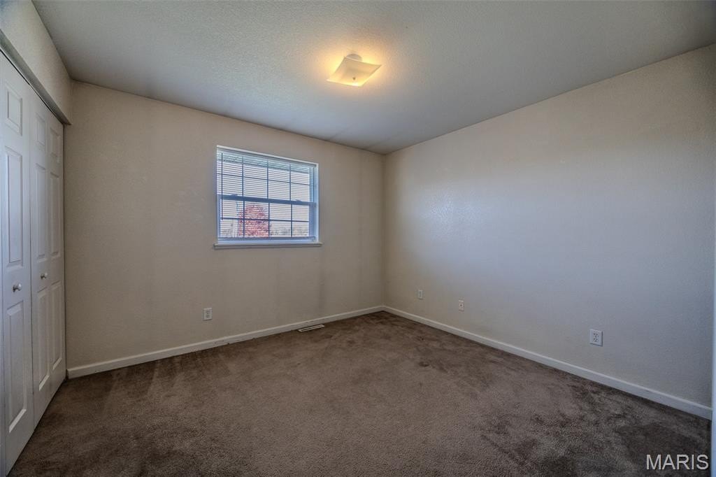 Lebanon, Missouri, 65536, United States, ,Residential,For Sale,1990490