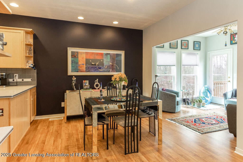 East Lansing, Michigan, 48823, United States, 3 Bedrooms Bedrooms, ,Residential,For Sale,1762272