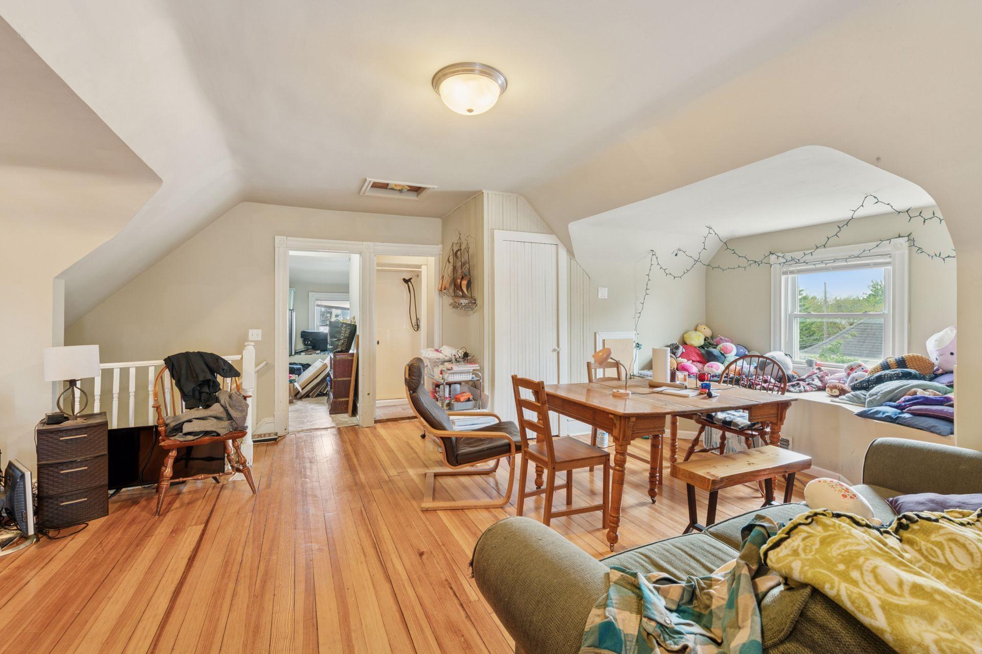 Minneapolis, Minnesota, 55408, United States, ,Residential,For Sale,1821606