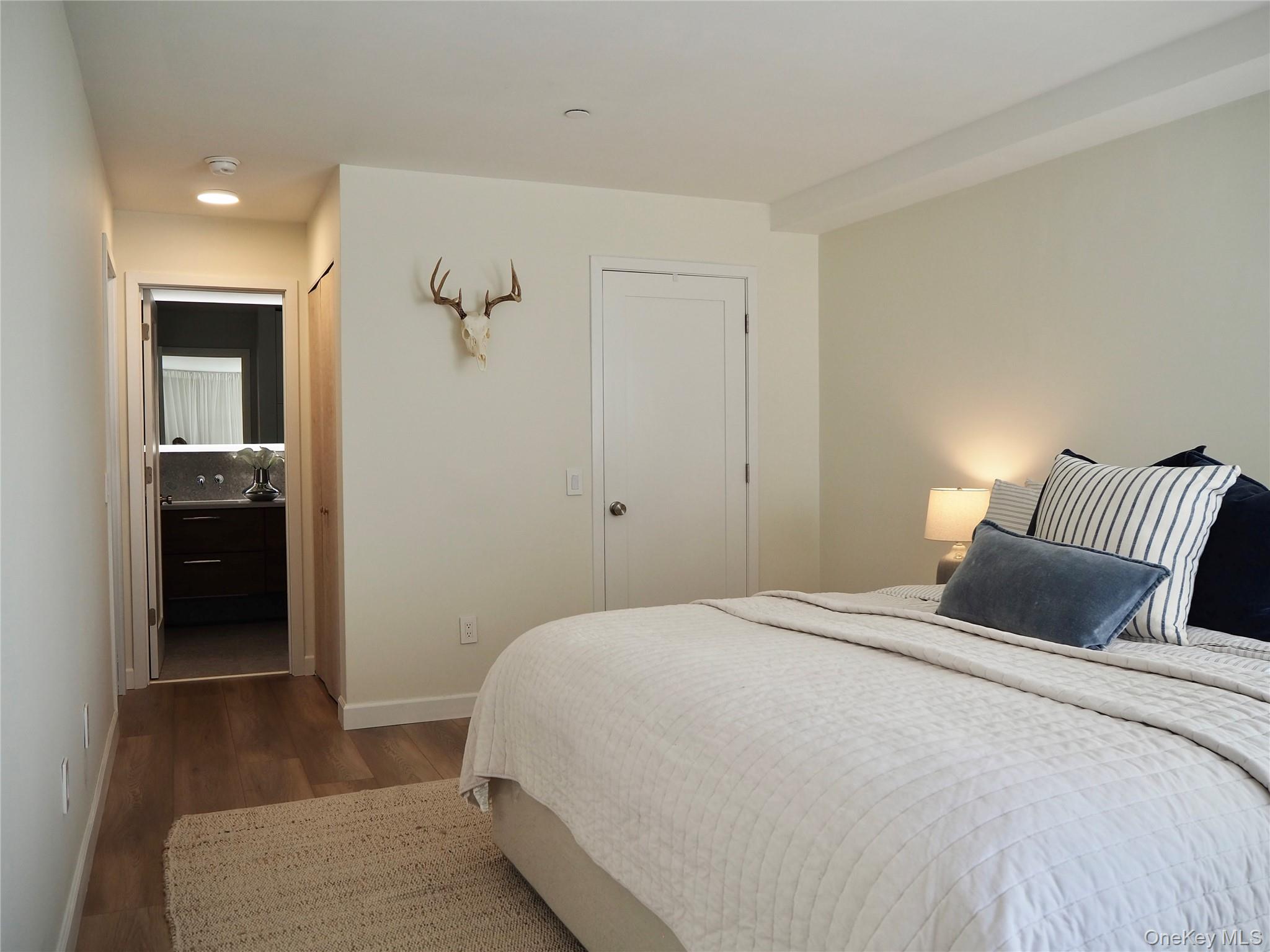 White Plains, New York, 10605, United States, 1 Bedroom Bedrooms, ,2 BathroomsBathrooms,Residential,For Sale,1988254