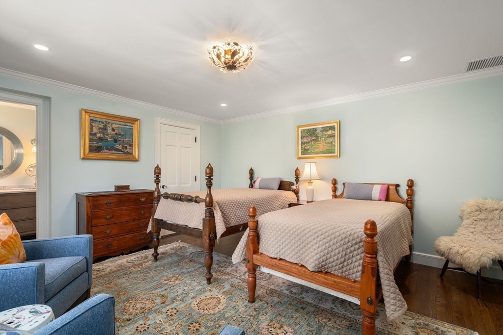 Brookline, Massachusetts, 02445, United States, 5 Bedrooms Bedrooms, ,7 BathroomsBathrooms,Residential,For Sale,1807365