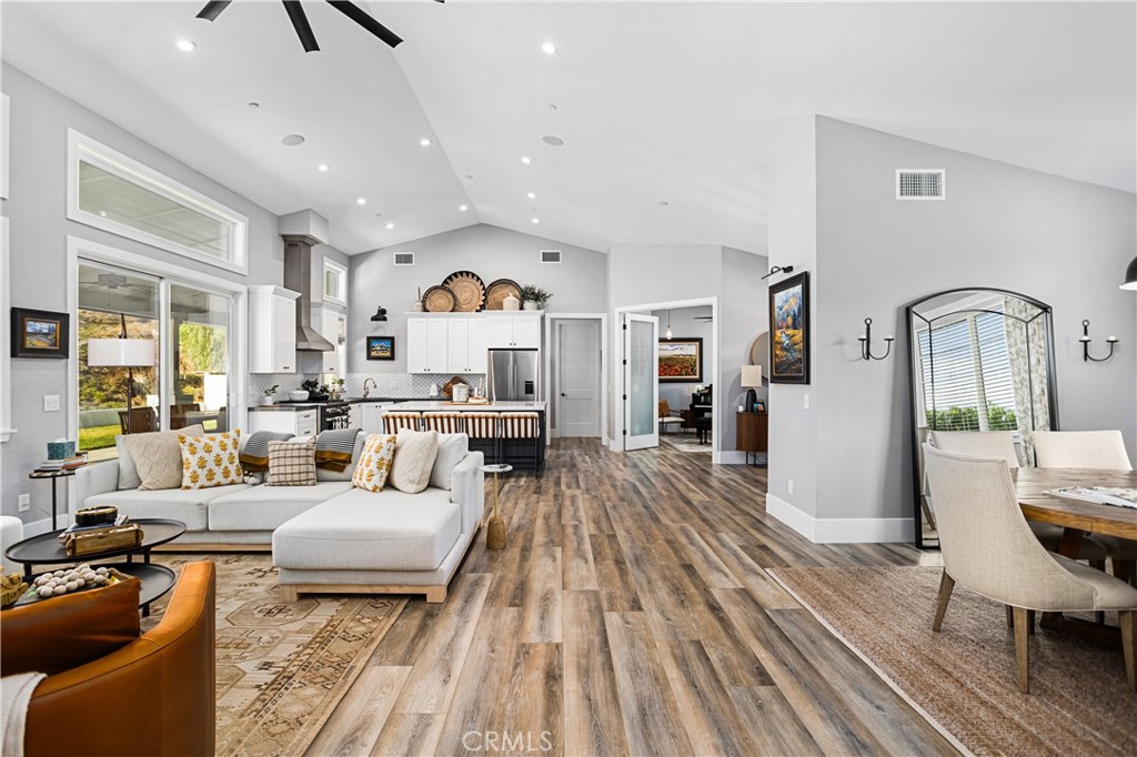 Temecula, California, 92590, United States, 4 Bedrooms Bedrooms, ,3 BathroomsBathrooms,Residential,For Sale,2013760