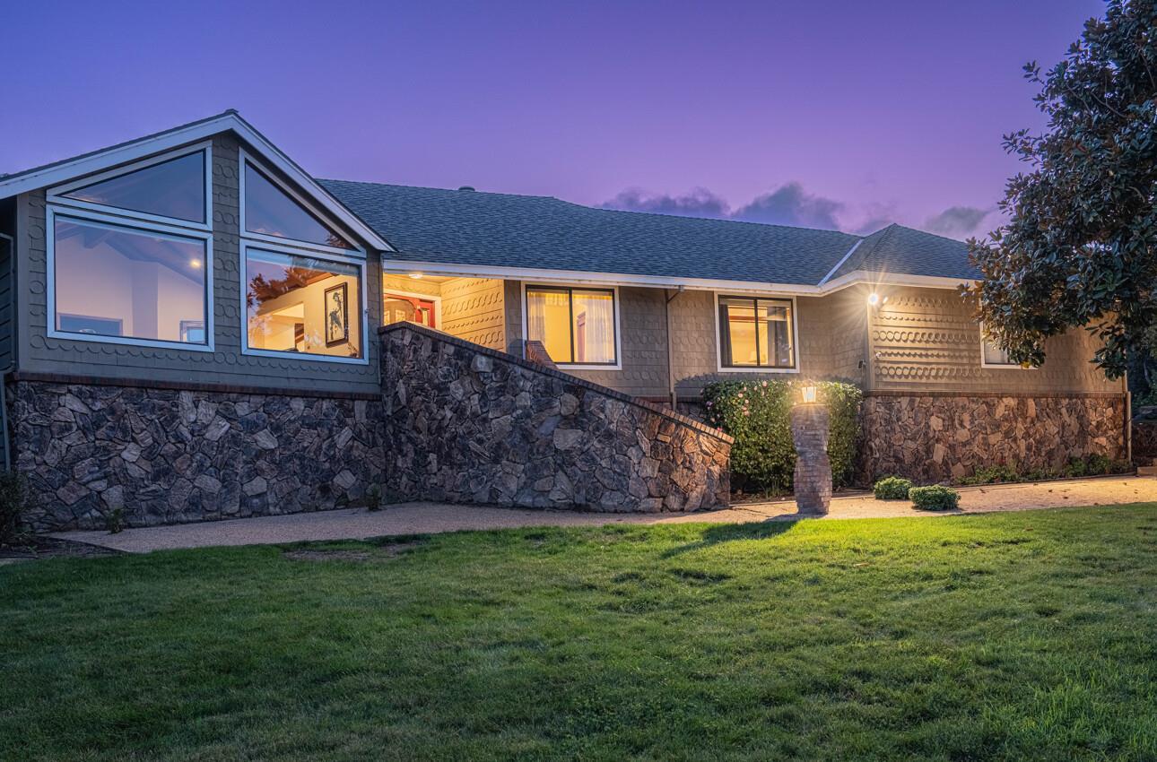 Salinas, California, 93908, United States, 4 Bedrooms Bedrooms, ,2 BathroomsBathrooms,Residential,For Sale,1997217