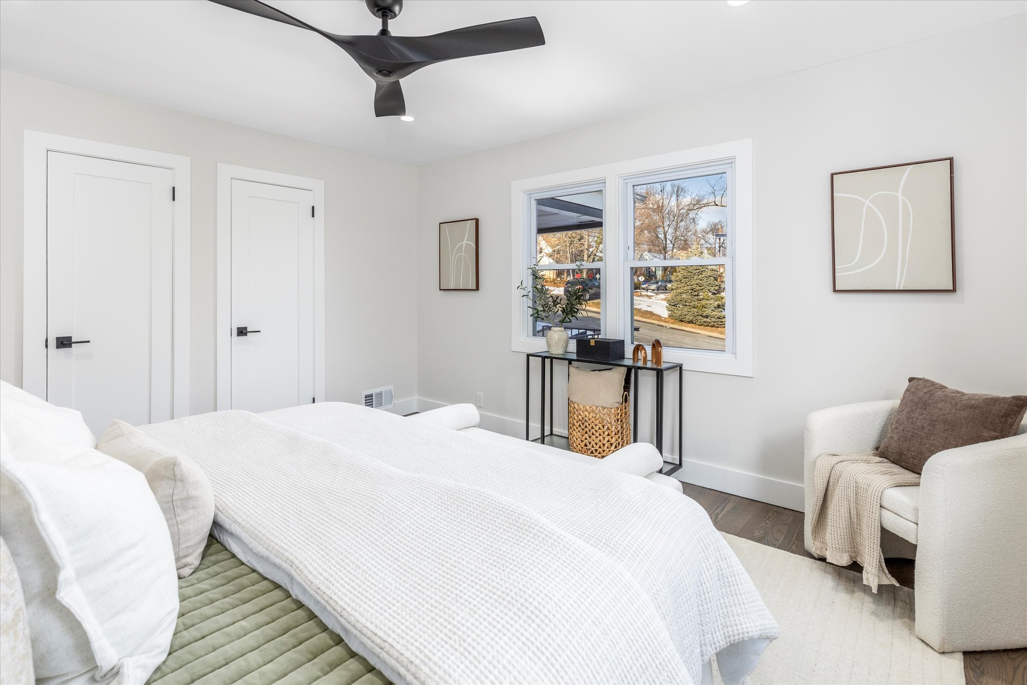 Clifton, New Jersey, 07014, United States, 4 Bedrooms Bedrooms, ,2 BathroomsBathrooms,Residential,For Sale,2005984