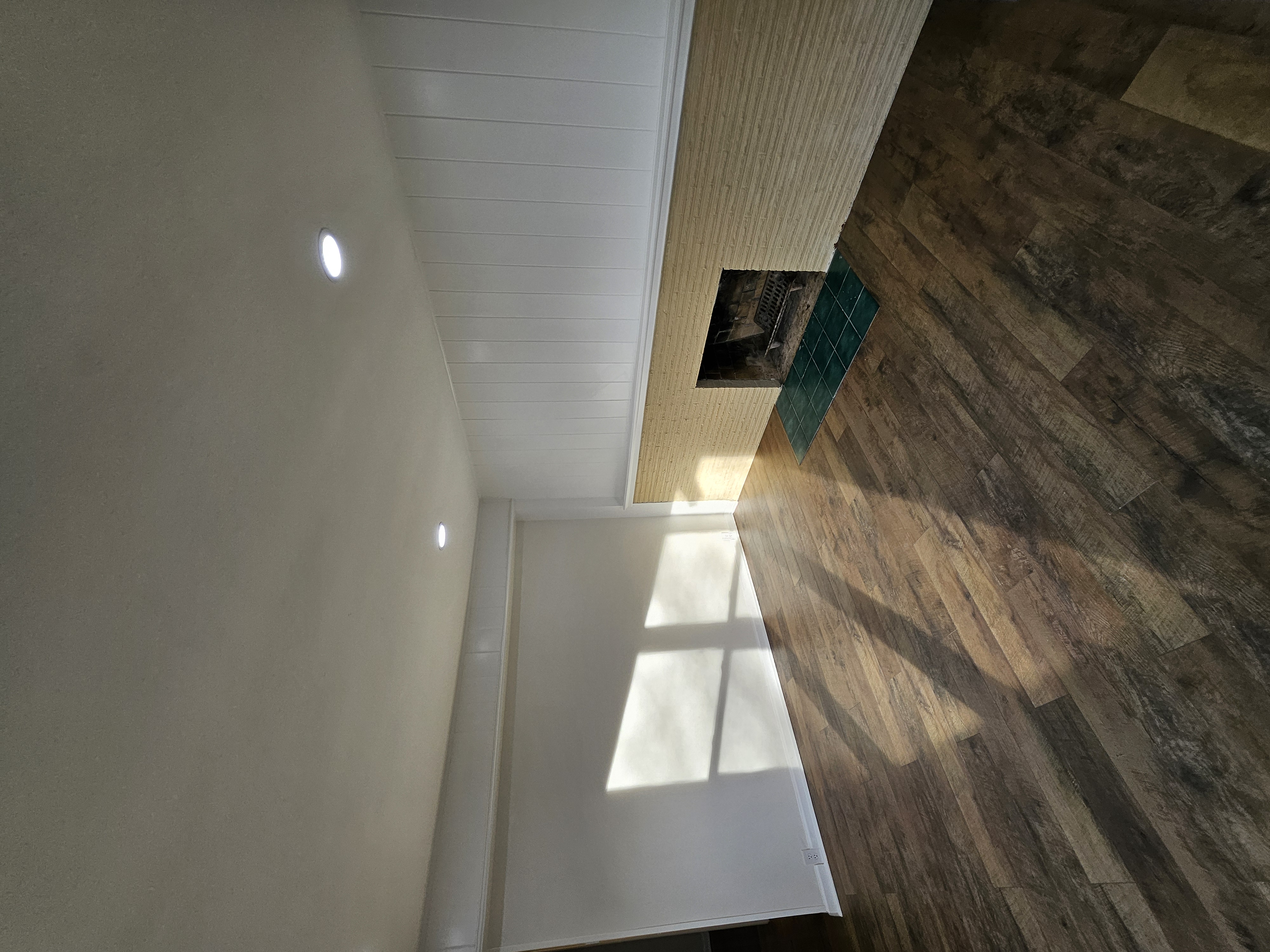 Monett, Missouri, 65708, United States, 4 Bedrooms Bedrooms, ,4 BathroomsBathrooms,Residential,For Sale,1998784