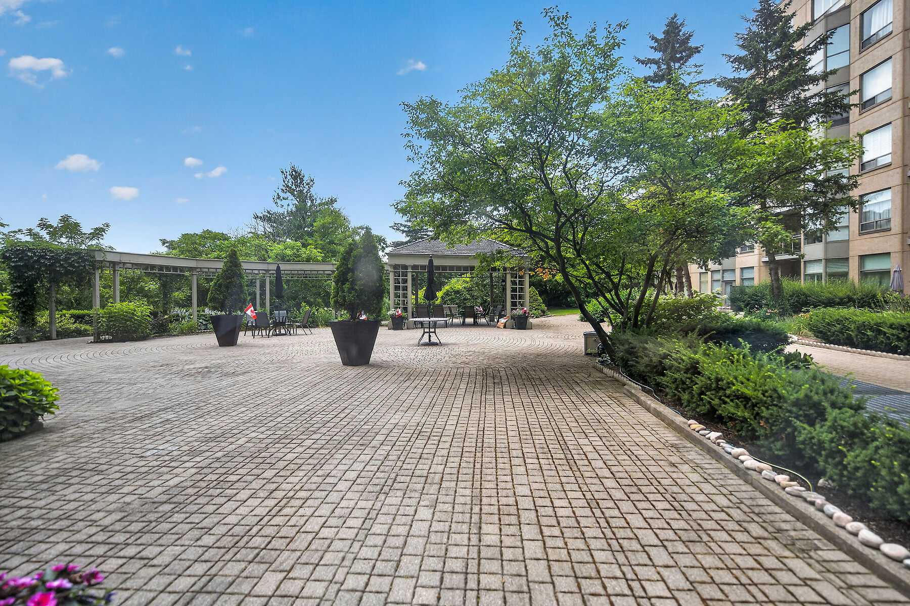  Desirable Waterfront Condo - 物件實景
