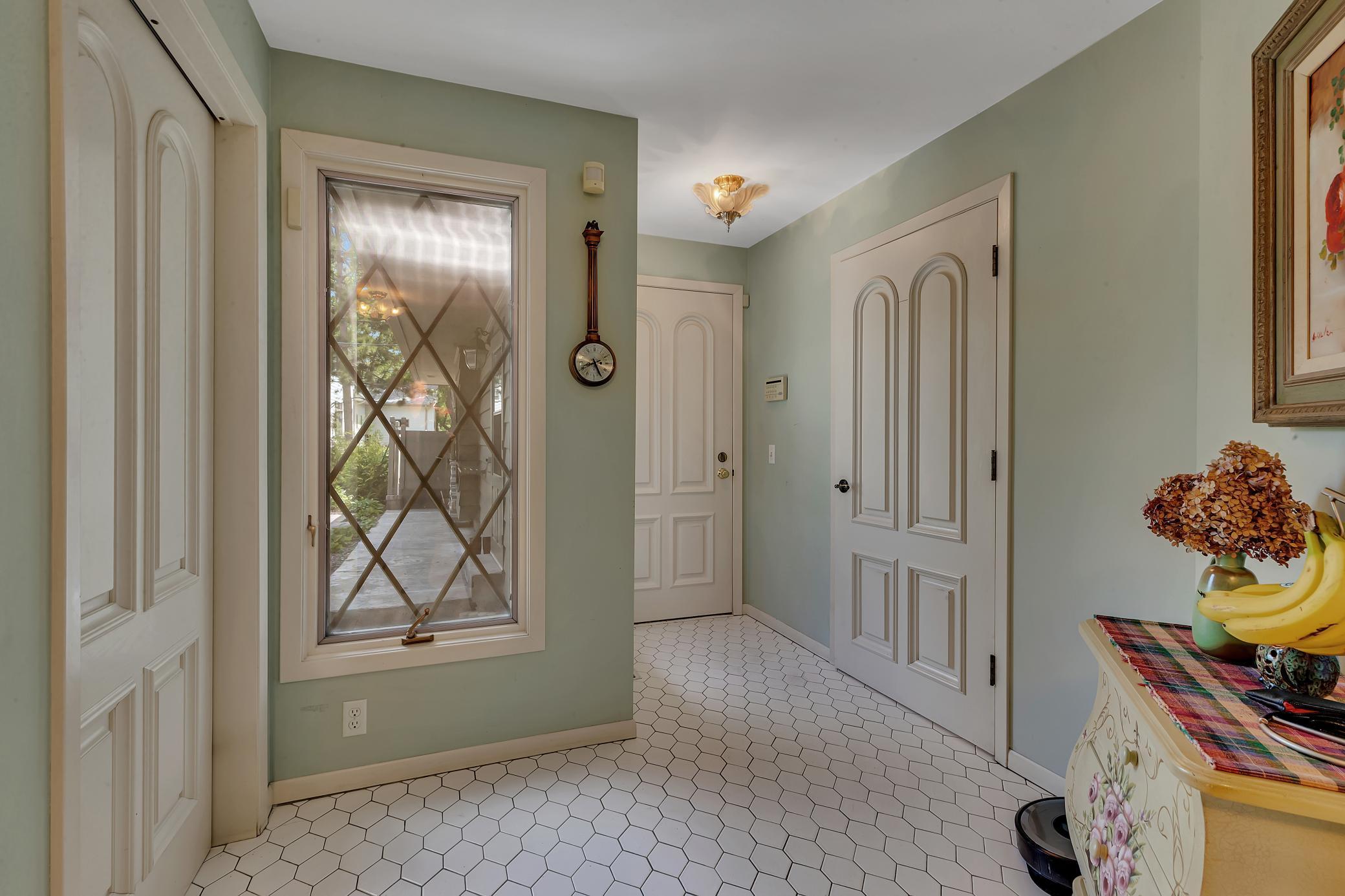 Saint Cloud, Minnesota, 56304, United States, 4 Bedrooms Bedrooms, ,4 BathroomsBathrooms,Residential,For Sale,1836908