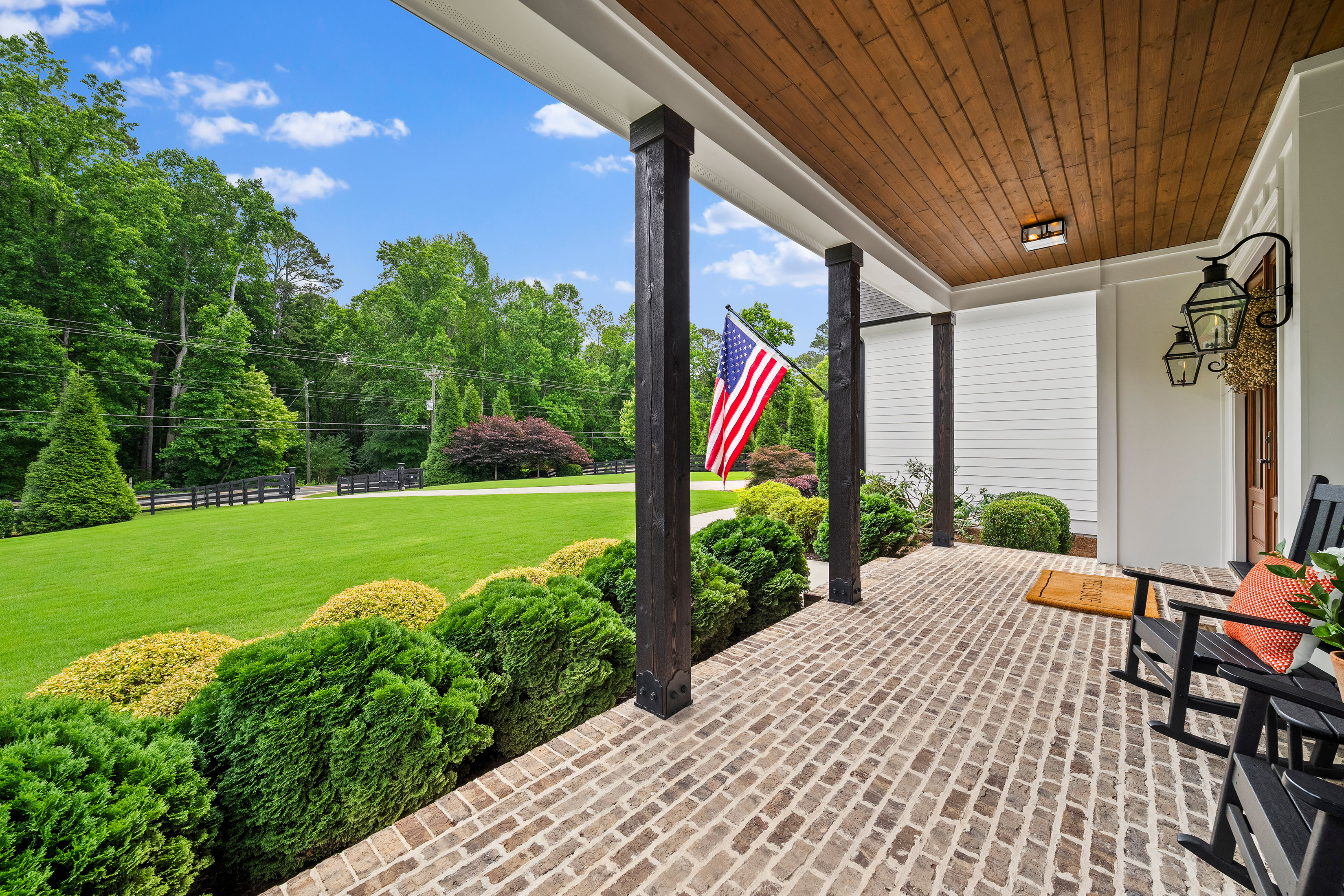  Stunning Modern Farmhouse with Luxury Finishes, Unbeatable Location, and No HOA - 物件實景