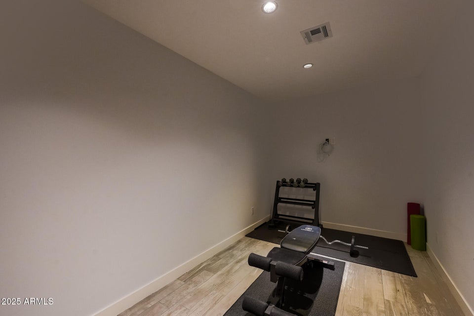 Phoenix, Arizona, 85018, United States, 4 Bedrooms Bedrooms, ,Residential,For Sale,2001186