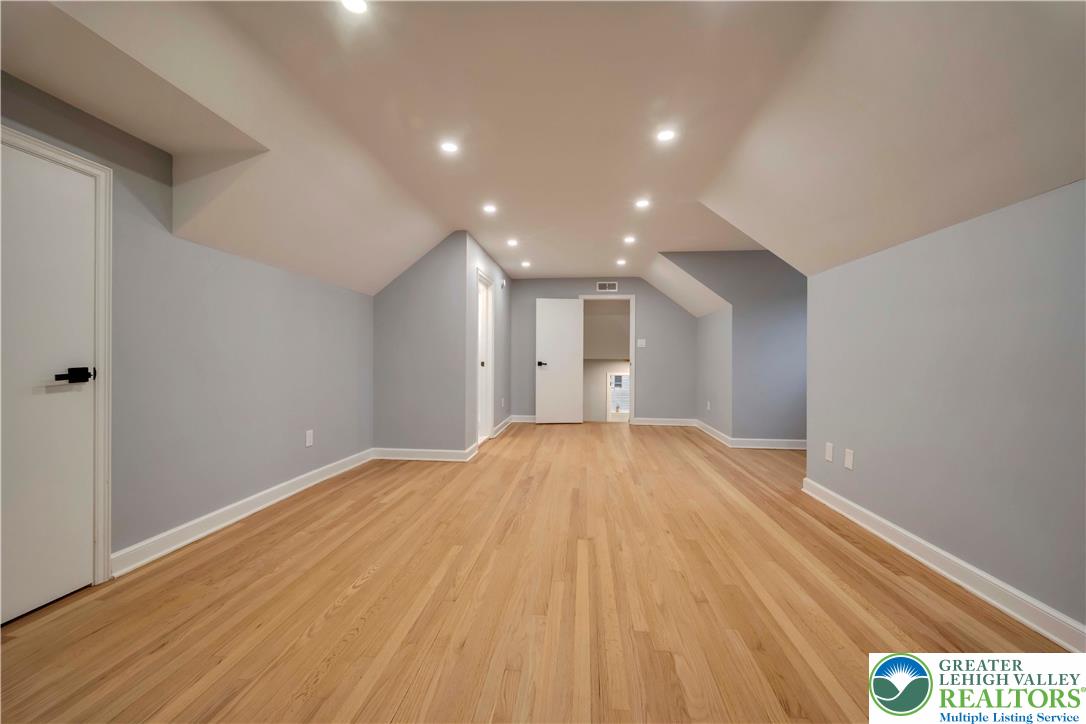 Allentown City, Pennsylvania, 18104, United States, 3 Bedrooms Bedrooms, ,3 BathroomsBathrooms,Residential,For Sale,1993140