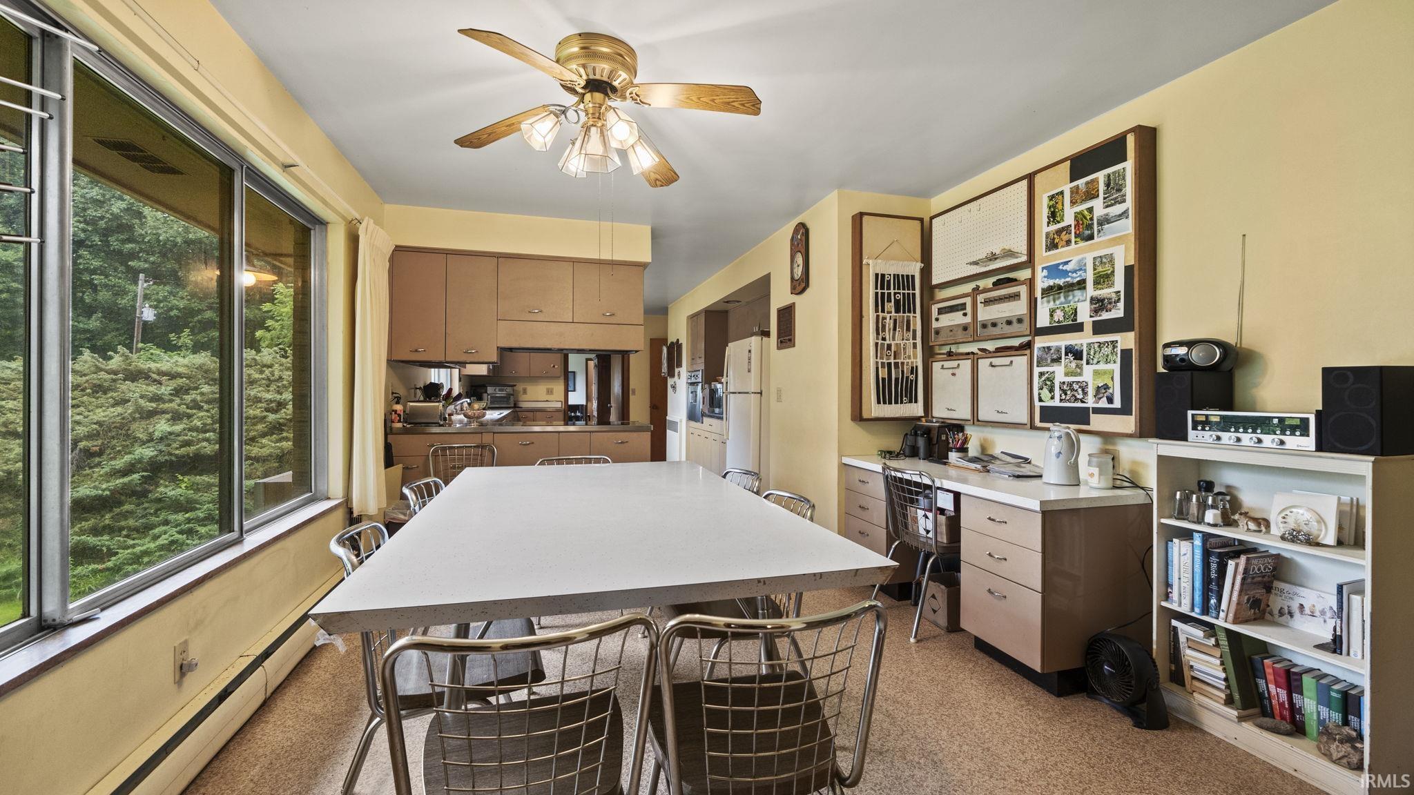 Markle, Indiana, 46770, United States, 3 Bedrooms Bedrooms, ,3 BathroomsBathrooms,Residential,For Sale,1973657