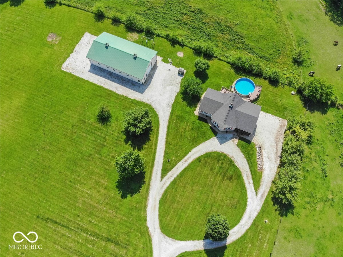 Noblesville, Indiana, 46060, United States, 4 Bedrooms Bedrooms, ,3 BathroomsBathrooms,Residential,For Sale,2048324