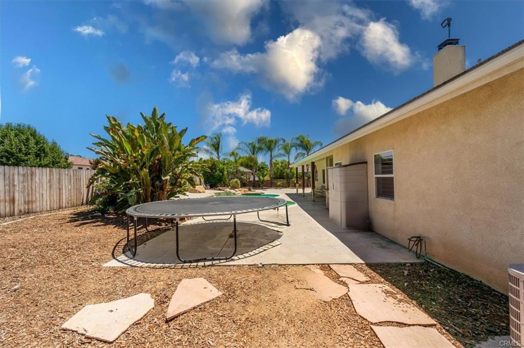 Hemet, California, 92544, United States, 4 Bedrooms Bedrooms, ,2 BathroomsBathrooms,Residential,For Sale,1899336