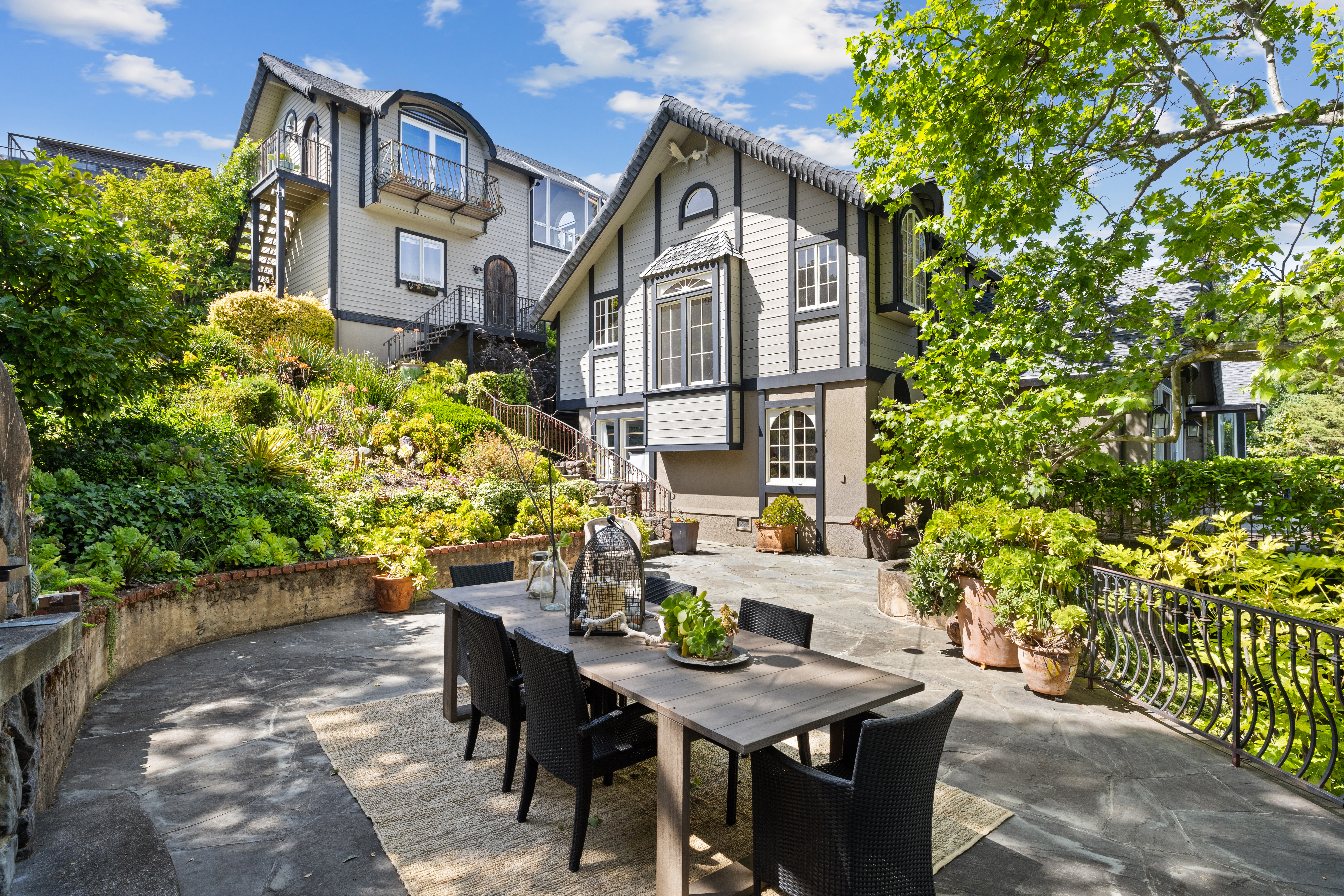 16 Sunny Drive 