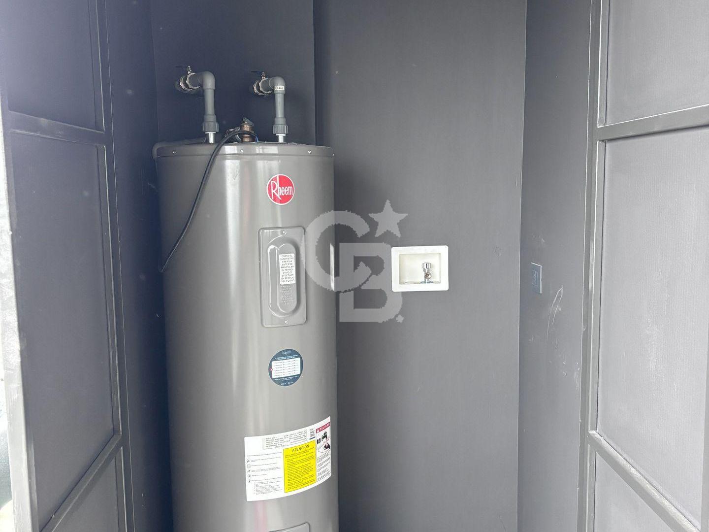 Puerto Varas, Chile, 2 Bedrooms Bedrooms, ,2 BathroomsBathrooms,Residential,For Sale,1991448