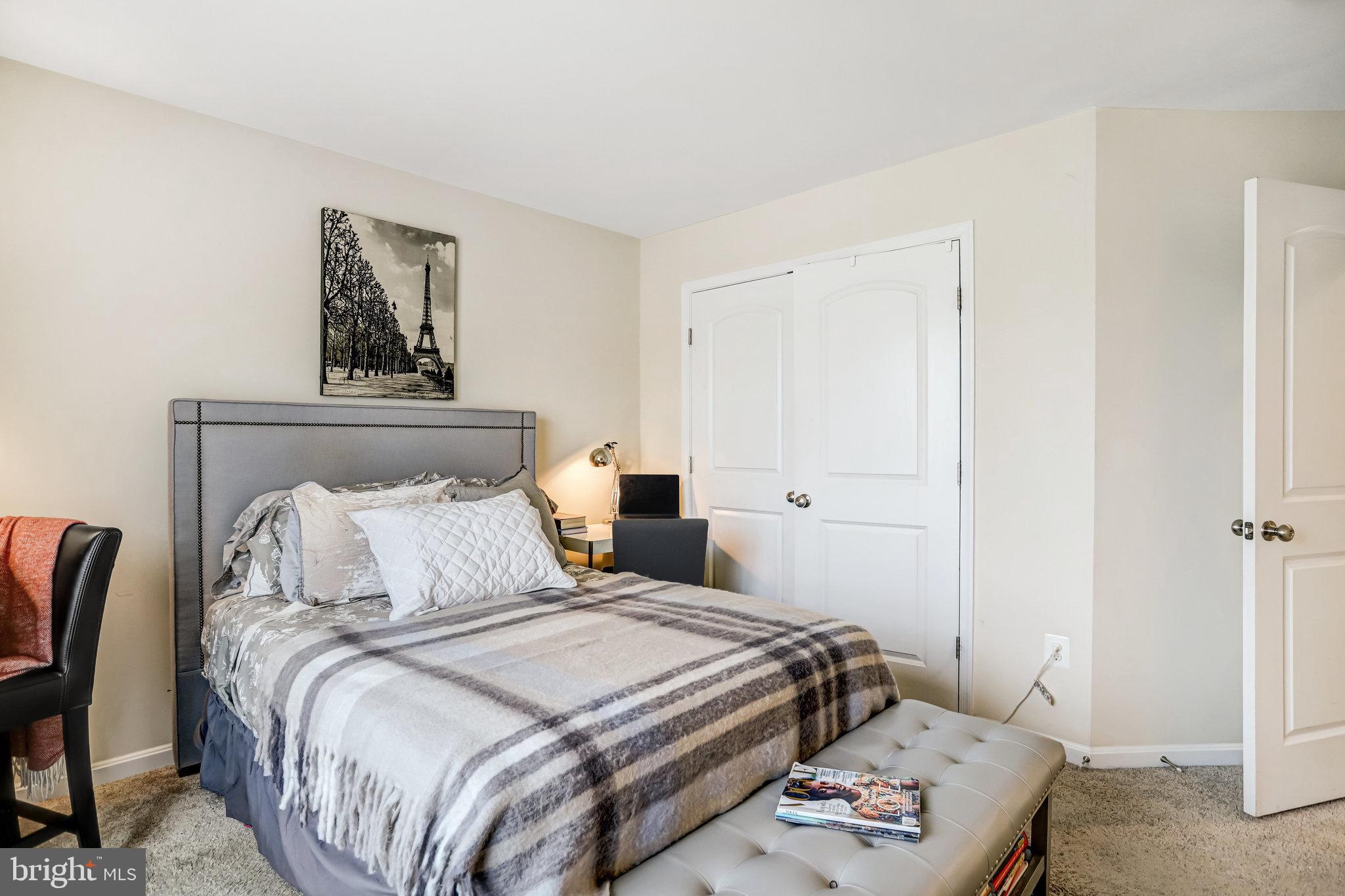 Lanham, Maryland, 20706, United States, 6 Bedrooms Bedrooms, ,5 BathroomsBathrooms,Residential,For Sale,2002849