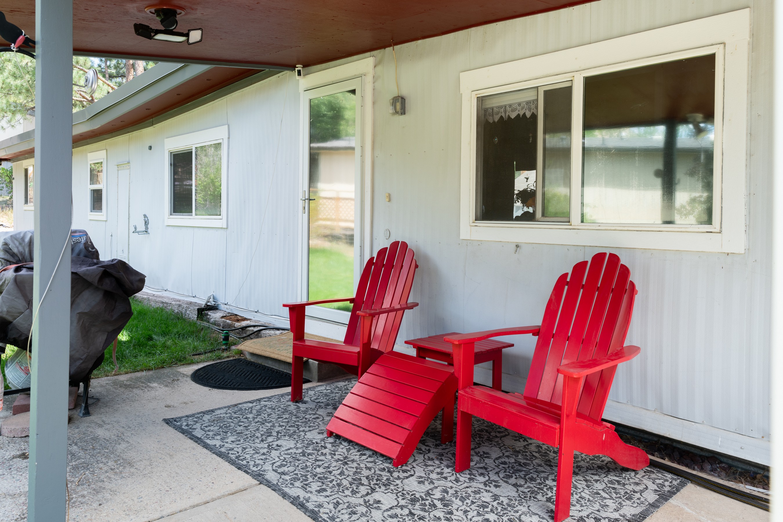  Convenient Living in New Castle