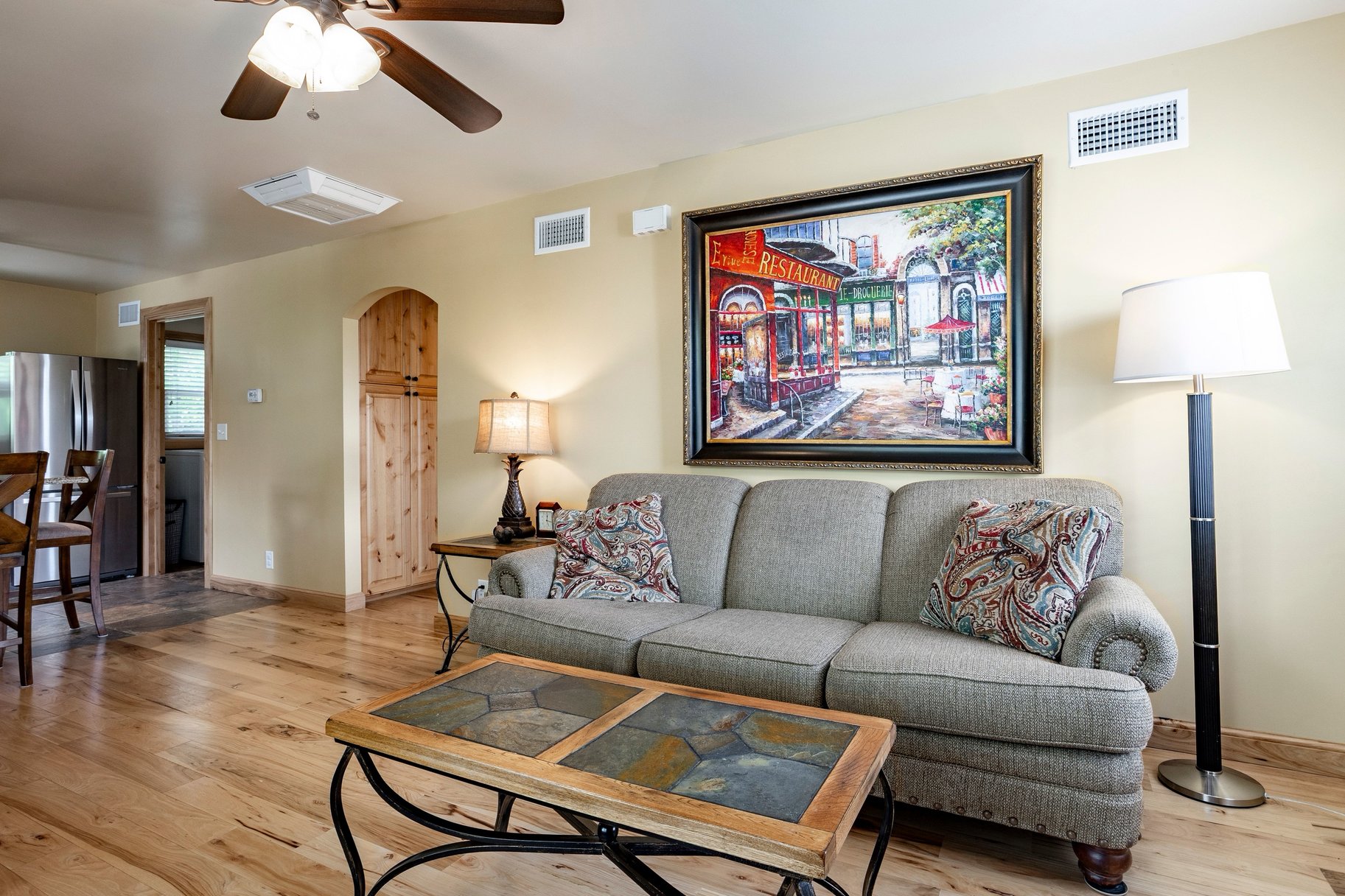  Multifamily Homestead in the Heart of Holladay - 物件實景
