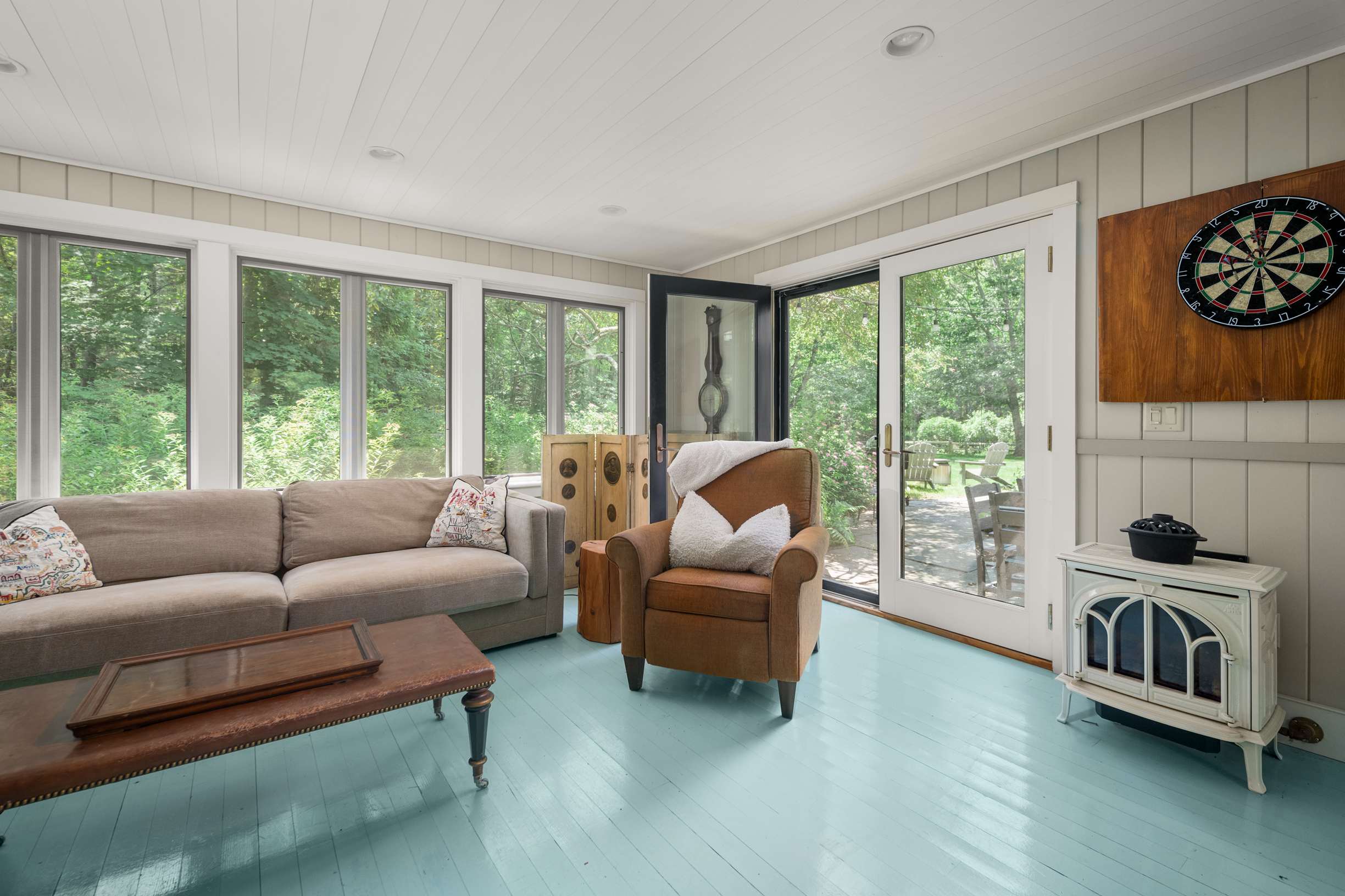  Elegant Shingled Maine Cottage with Modern Flair on 2.63 Acres in York - 物件實景
