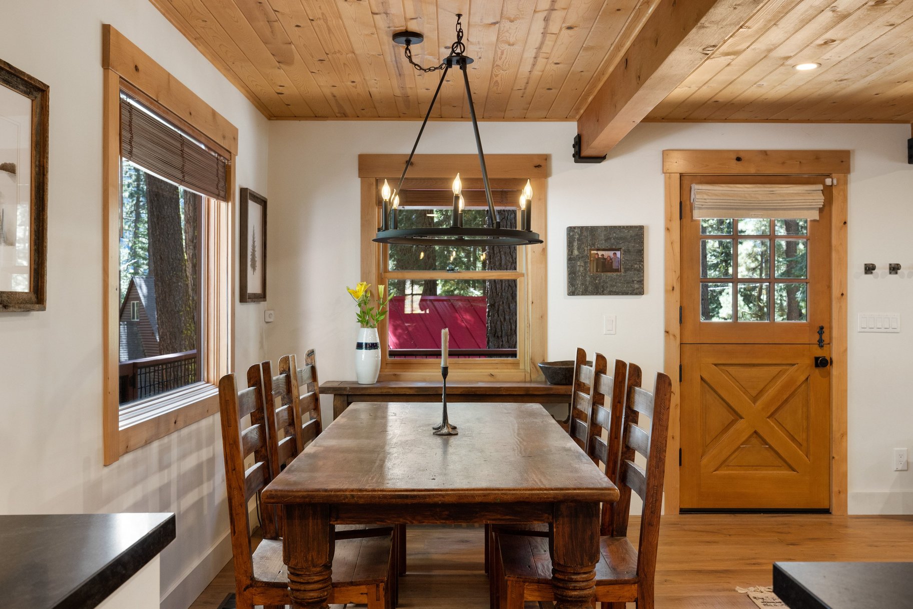  Rare Donner Tract home with private beach and pier access. - 物件實景