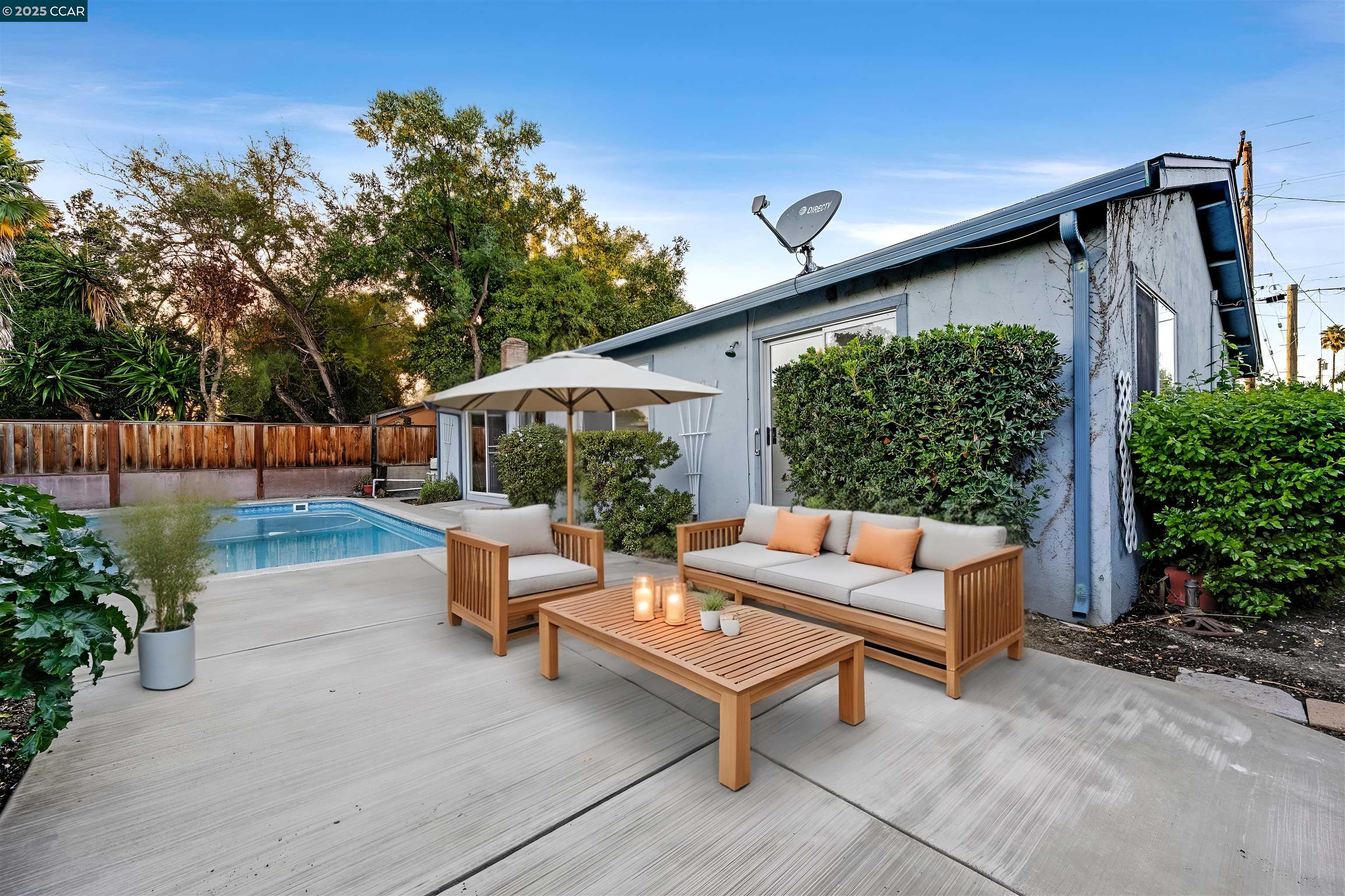 Concord, California, 94520, United States, 3 Bedrooms Bedrooms, ,2 BathroomsBathrooms,Residential,For Sale,1988919