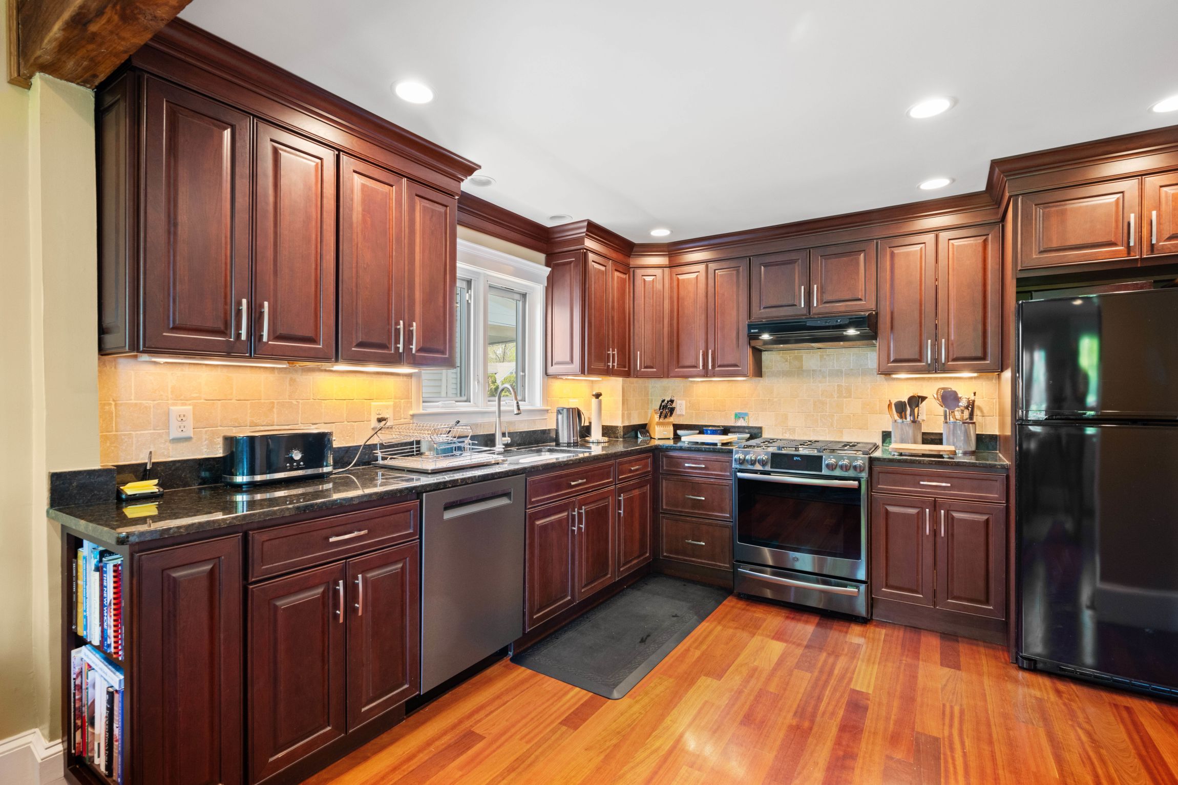  98 West Street, Braintree, MA, 02184 - 物件實景