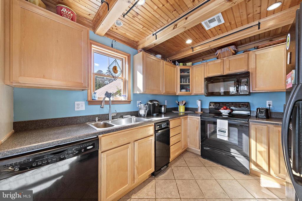 Little Egg Harbor Twp, New Jersey, 08087, United States, 4 Bedrooms Bedrooms, ,2 BathroomsBathrooms,Residential,For Sale,1989934