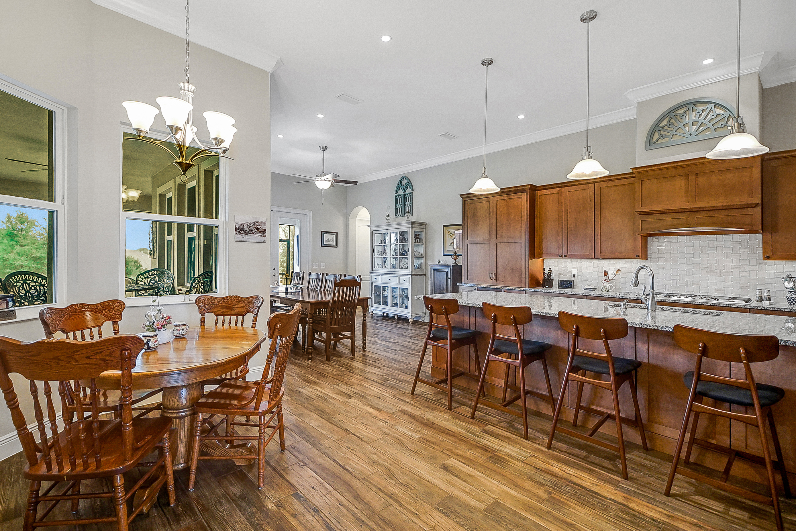 Lady Lake, Florida, 32159, United States, 4 Bedrooms Bedrooms, ,3 BathroomsBathrooms,Residential,For Sale,1945025